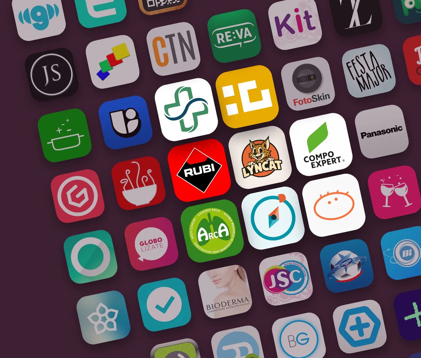 Mosaic d'icones d'apps que hem desenvolupat: Club RUBI, Lyncat Niu, Compo Expert, Cohorte ARCA, La Teva Decisió, D2M, TecnoCampus i moltes més